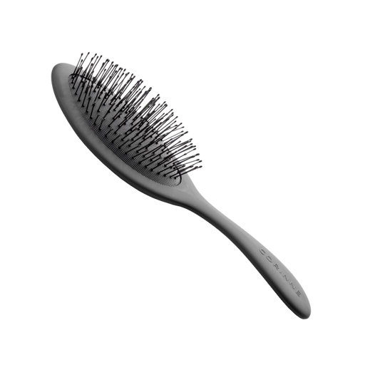 Corinne Classic Brush “Wet” Standard – Black