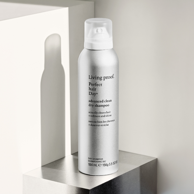 Living Proof Perfect Hair Day Advanced Clean Dry Shampoo 198 ml.